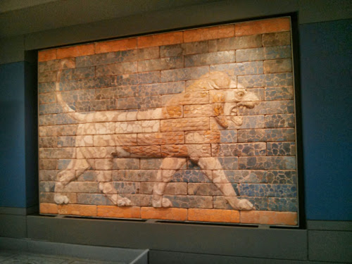 picture of Babylonian lion